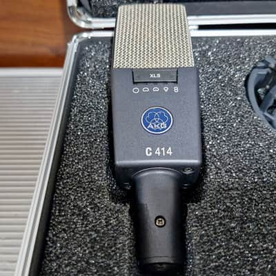 AKG C414 XLS Large Diaphragm Multipattern Condenser Microphone image 4