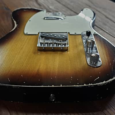 Freakaster Telecaster Custom Relic Body Lake Placid Blue Over