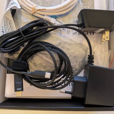 M-Live B.Beat 128GB Multitrack Backing Track Player — Mint, Complete with Box, US + EU Adapters, Latest Firmware image 3