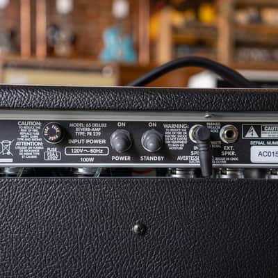 Fender Vintage Reissue '65 Deluxe Reverb image 8