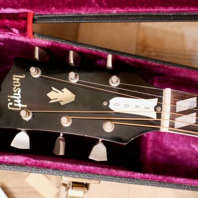 Gibson Dove 1965 - Sunburst image 17