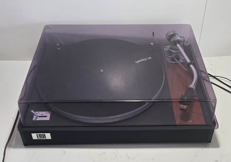 ERA MK6 C 1973-1976 - Black with wood trim image 1