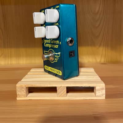 Mad Professor Forest Green Compressor - Factory - Green image 2
