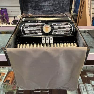Titano Ideal Accordion Vintage image 11