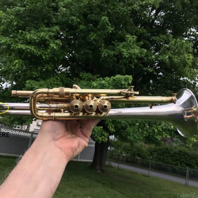 BLOW OUT DEAL KING SILVERTONE CORNET 1949 STEARLING SILVER MARKED  GREAT valves LOVELY GREAT YR. PLAYER need some attention image 13