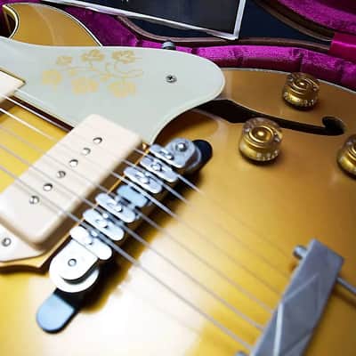 Gibson Custom Shop Memphis Scotty Moore Signature ES-295 Hand Signed, Gold Finish (25 of 81) VOS image 3