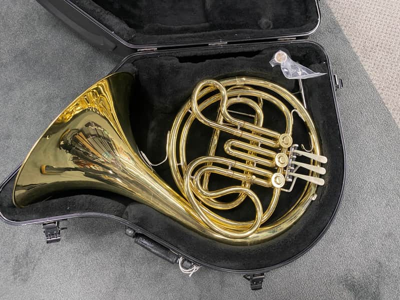 King 618 Single French Horn w/HSC 132570 - Brass Lacquer image 1