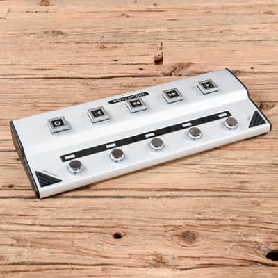 Apogee Gio Guitar Interface And Controller For Ios And Mac image 2