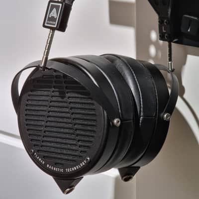 Audeze LCD-X Over-Ear Headphones 2010s - Black image 5
