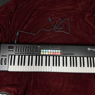 Novation Launchkey 61 MKI MIDI Keyboard Controller 2013 - 2015 - Black