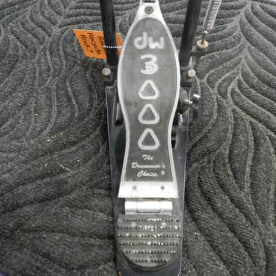 DW DW3000 Single Kick Pedal image 6