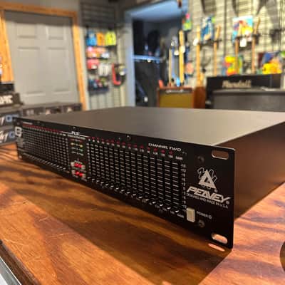 Peavey Q215F Dual 15 Band EQ image 3