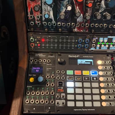 Immagine Modular Masterpiece 10 Years in the Making [48 Modules, Custom Case, Cables, Power, Keystep Pro...] - 10