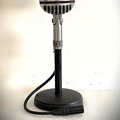 Vintage 1940s Shure Bros 55C Dynamic Microphone, works great, incl stand & cable image 5