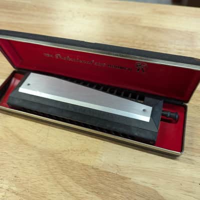 Immagine Vintage Hohner CBH2016 Chromatic Harmonica, Fully Refurbished, Cleaned and Tuned. Made in Germany, includes original case. - 8
