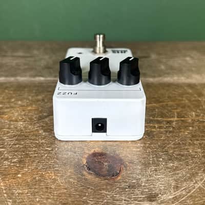JHS 3 Series Fuzz 2020 - Present - White image 6