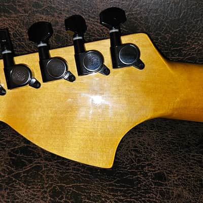 Partscaster Stratocaster Tom Delonge Inspired - White image 13