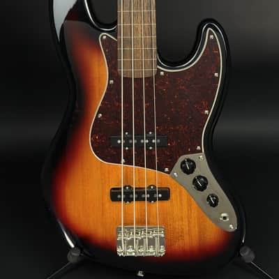 2019 Squier Classic Vibe '60s Fretless Jazz Bass - Sunburst image 2