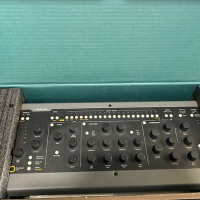Softube Console One Mk II with Decksaver 2010s - Gray image 8