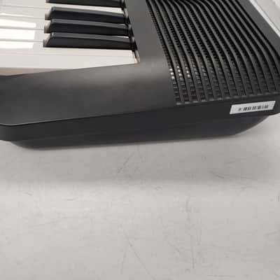 Yamaha PSR-E273 61-Key Arranger Keyboard 2020 - Present - Black image 5