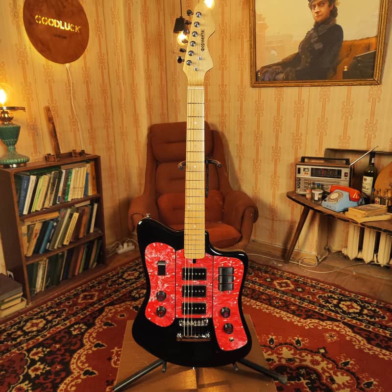 Formanta Style USSR Electric Guitar Built In Tone Bender Soviet Germanium Fuzz image 1