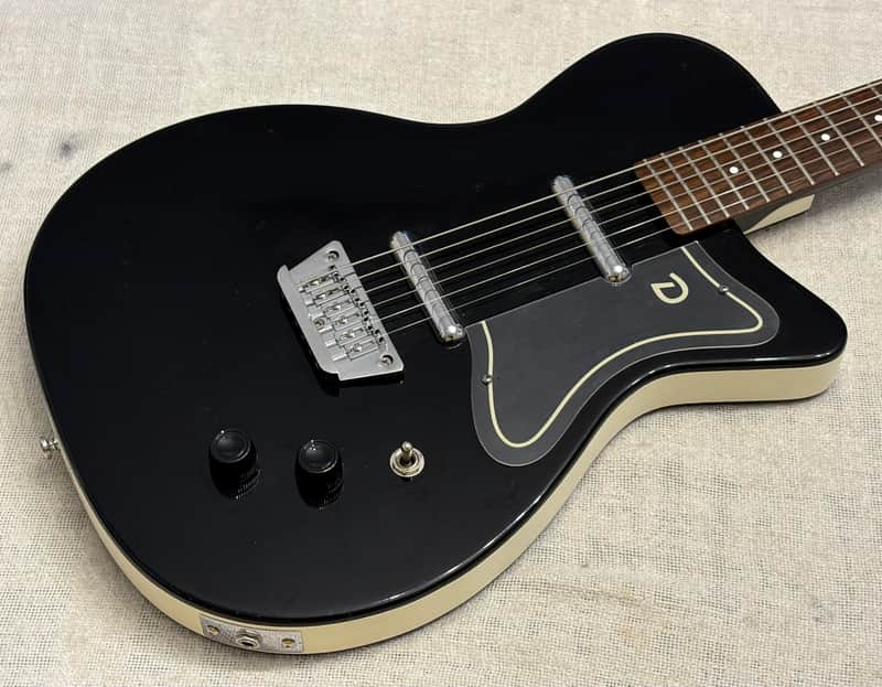 Danelectro Baritone