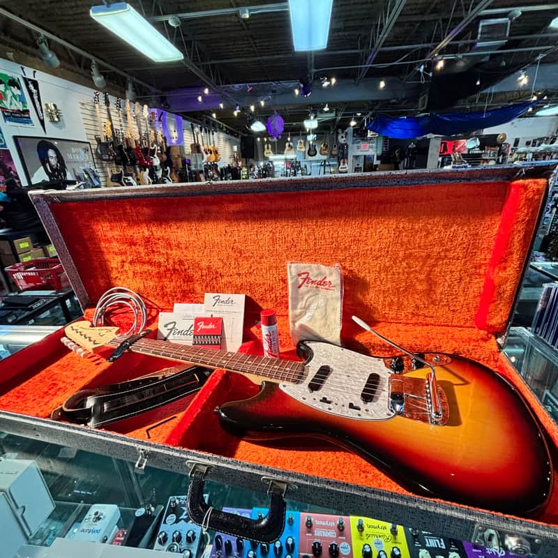 *MINTY* Fender  Mustang  1972 - Sunburst ~ Closet Queen ~ image 1