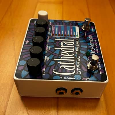 Electro-Harmonix Cathedral Stereo Reverb 2009 - 2020 - Blue / Purple image 3