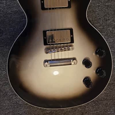 Gibson Les Paul Classic 2017 Silverburst image 2