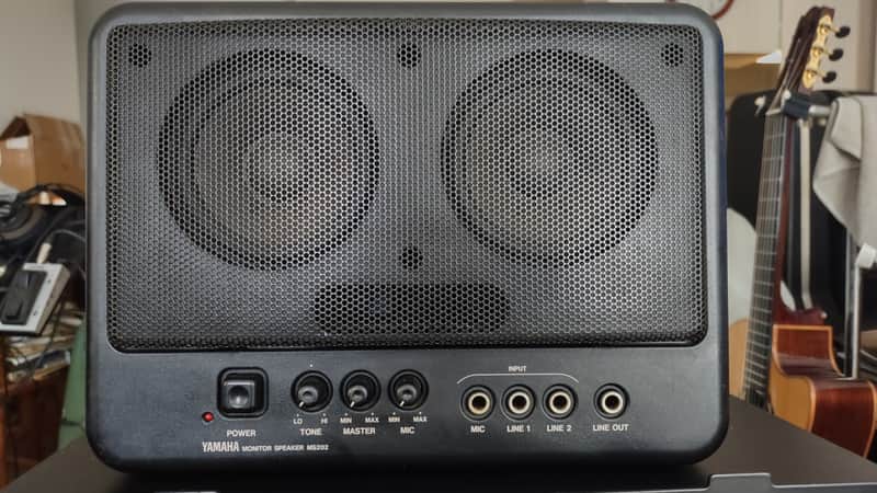Yamaha MS202 Vintage Powered Monitor Speaker – Made in Japan – 1980s/90s image 1