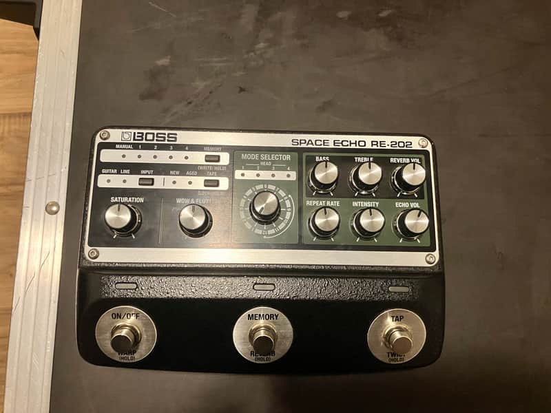 Boss RE-202 Space Echo