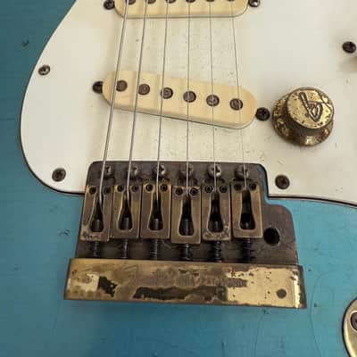 Fender The Strat with Maple Fretboard 1981 - Lake Placid Blue image 4