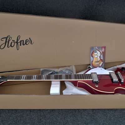 Hofner HI-459-PE-RD Beatle 6 String Electric Guitar Violin Body Shape Metallic Red image 2