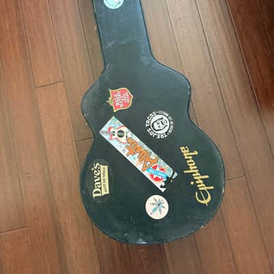 Epiphone J300 2004 - Solid Sitka Spruce, Back and Sides: Rosewood, Neck: Mahogany (Set-Neck construction) Fretboard: Rosewood with Crown inlays image 8