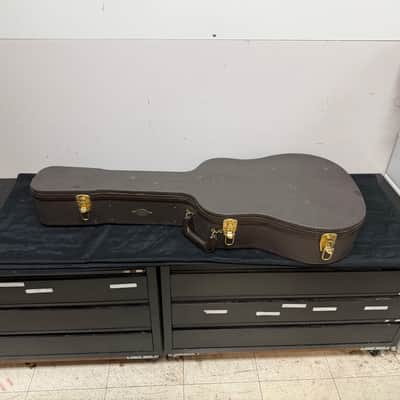 Used Taylor 710-LTD 2002 Natural Limited of 252 Acoustic Guitar with Case image 24