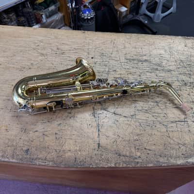 Used Yamaha YAS-23 Alto Sax Saxophone with Case Mouthpiece Neck Strap Just Serviced image 10