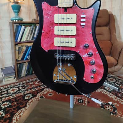 Ural 650 Style Electric Guitar Tremolo USSR UA Rare Deluxe Precision image 4