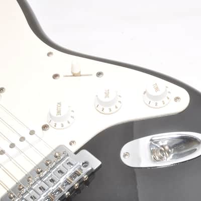 Fender Japan Stratocaster Electric Guitar Ref No.6030 image 5