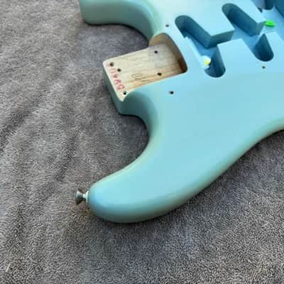 Fender USA Highway One American Strat body with bridge 2007 - Daphne Blue image 8