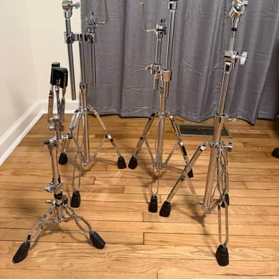 Roland VAD507 Acoustic Design Series Electronic V-Drum Kit 2025 - Black (incl. noise eater hi-hat & double kick hardware, throne, mat, riser, extra low-volume cymbals, and more) image 18