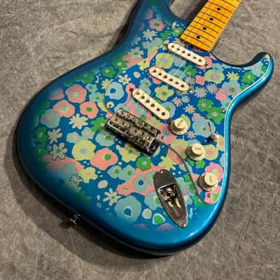 Fender Stratocaster Blue Flower ST-57 88BFL 2002-2004 - Blue Flower image 11