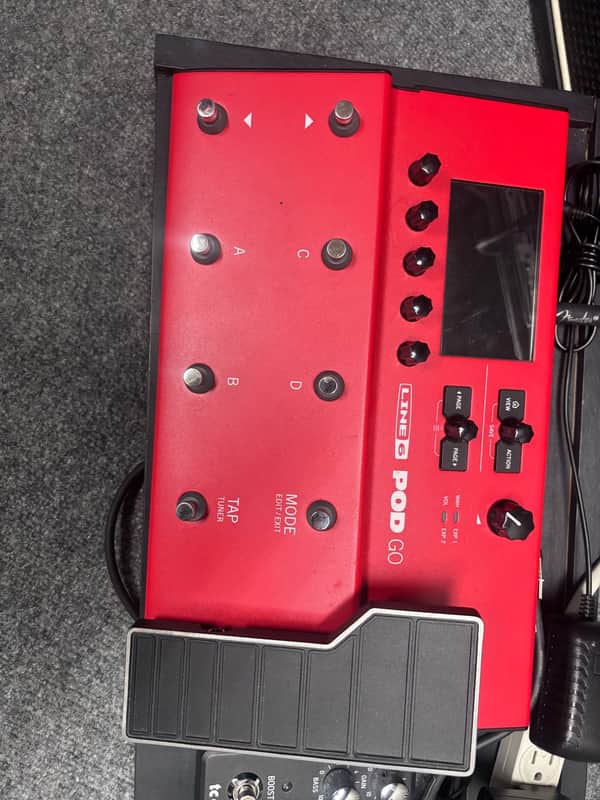 Line 6 POD Go LIMITED EDITION RED — Multi-Effects Floor Processor