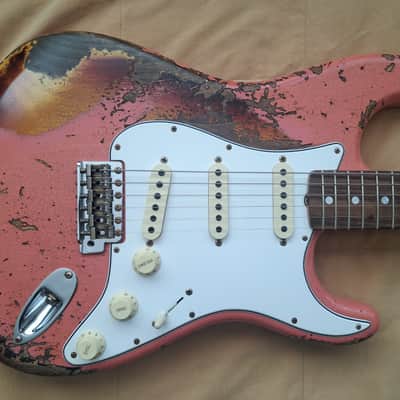 Fender Custom Shop '65 Stratocaster Super Heavy Relic Tahitian Coral Over Sunburst image 21