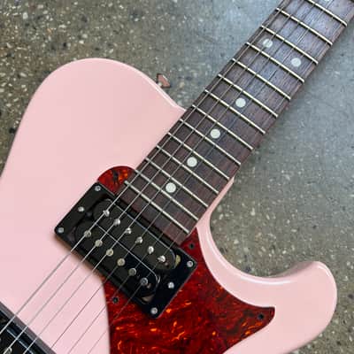 Knaggs Kenai J H2 2022 - Shell Pink image 3