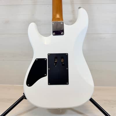 Firefly FFST Pure Series Electric Guitar White Floyd Rose HH Strat Style 2020 image 9