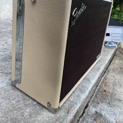 Fender Tone Master Twin Reverb 2-Channel 85-Watt 2x12" Digital Guitar Combo 2020 - Present - Blonde image 3