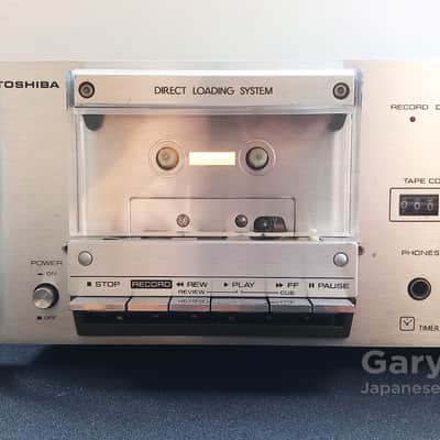 Toshiba PC-330 Direct-loading Tape Deck Japan 1977 image 3