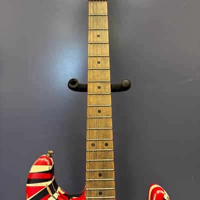 EVH Striped Series Frankie 2020 - Present - Red / White / Black Stripes Relic image 5