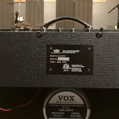 Vox AC15CC1 Custom Classic 15-Watt 1x12" Guitar Combo 2006 - 2010 - Black image 4