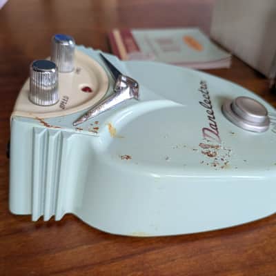 Danelectro Cool Cat Chorus 2000s - Blue image 4